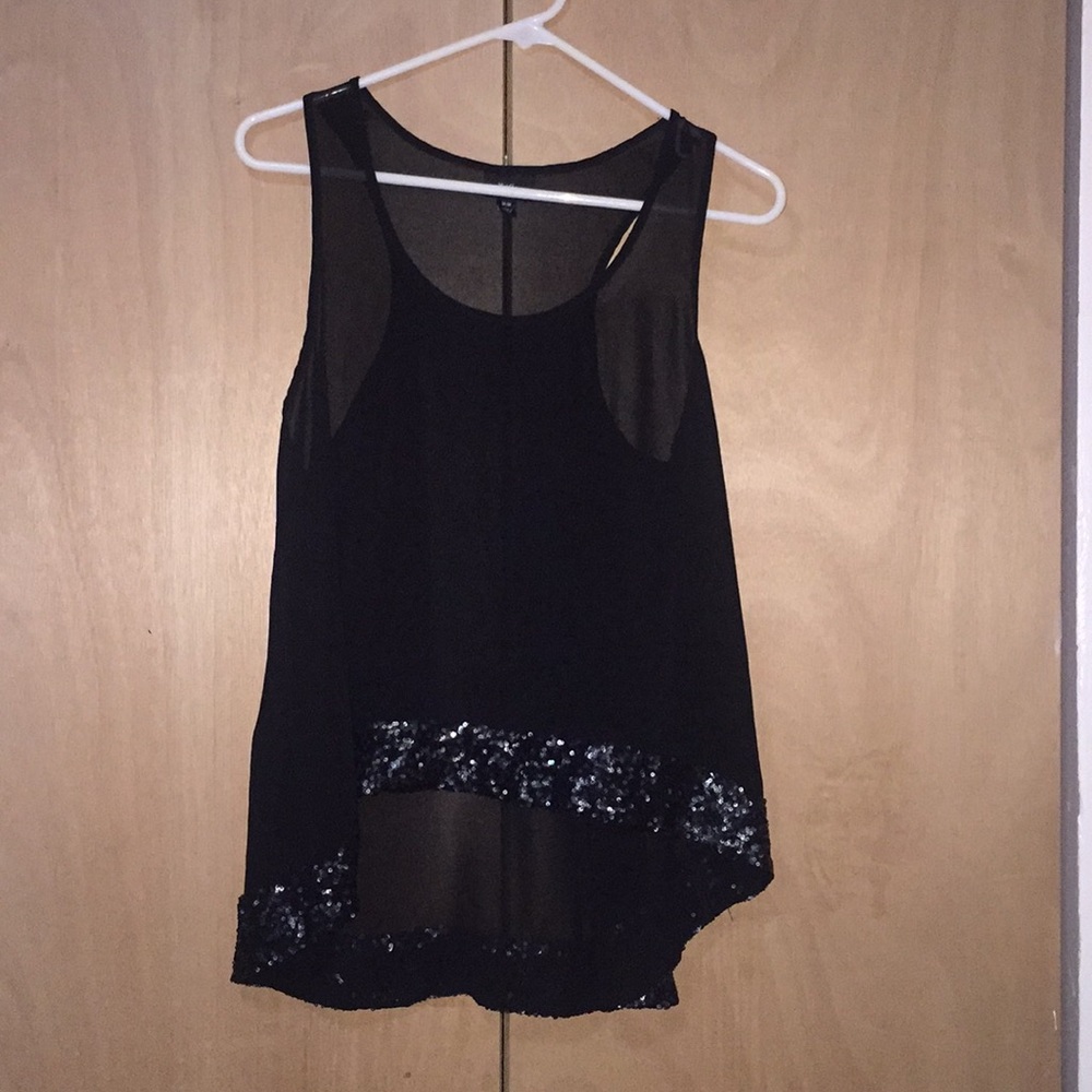Mesh sequin trimmed high low tank top